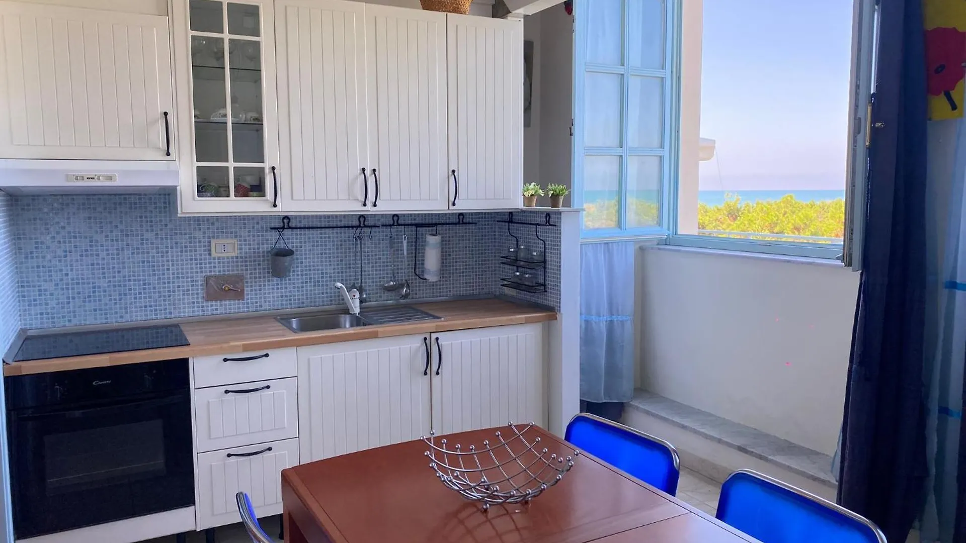 Dom wakacyjny Principe Di Piemonte Apartment Tirrenia